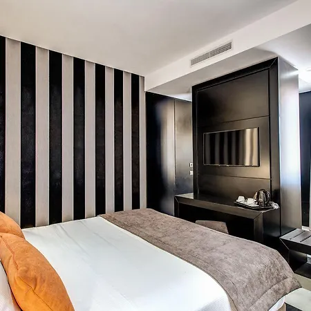 Doria Palace Boutique Hotel 4*