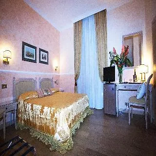 호텔 Doria Palace Boutique 4*